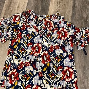 Short sleeve blouse- v neck- ruffles on sleeve
